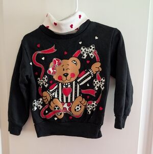 Vintage‎ Black and Red Bear Valentine's Sweatshirt With Turtleneck